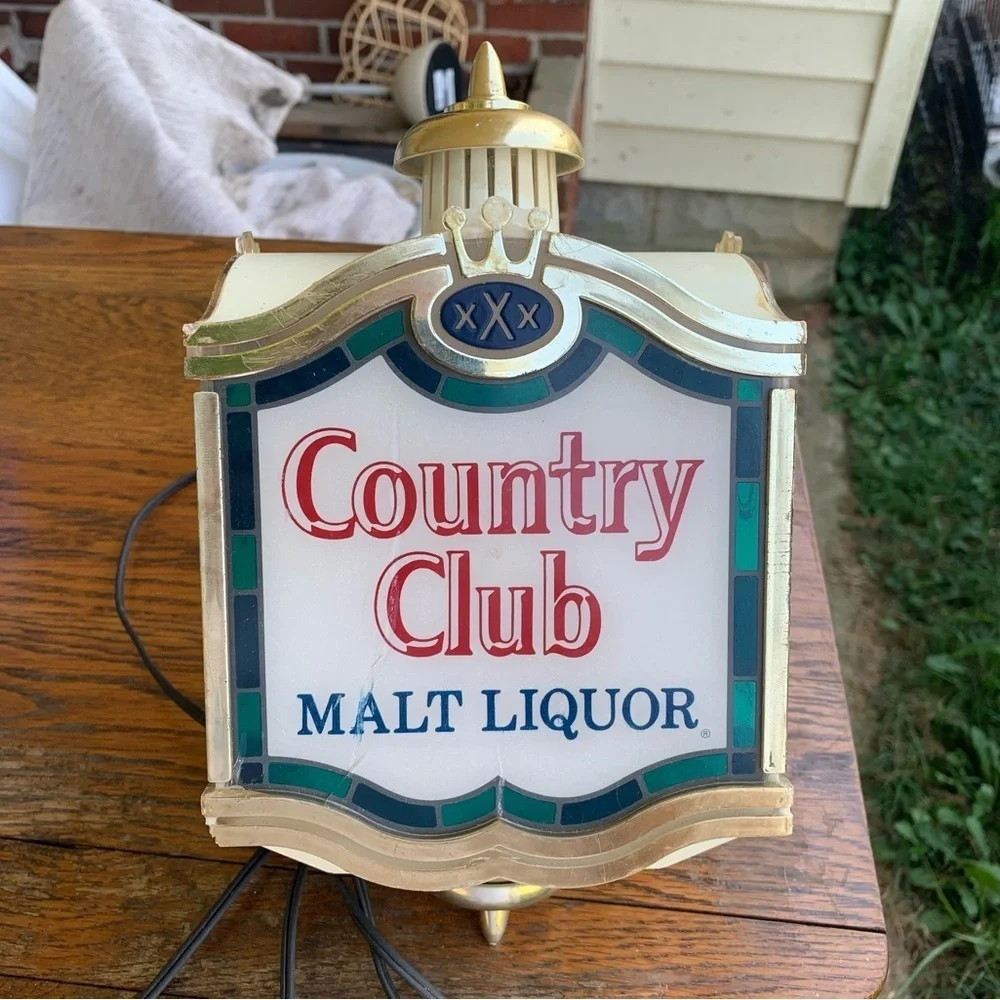 Vintage 1970's Country Club XXX Malt Liquor Lighted Beer Sign Pearl Brewing Co